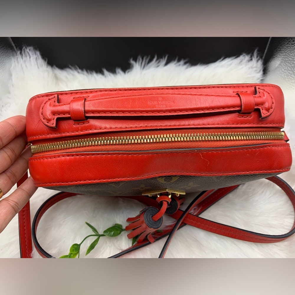 LOUIS VUITTON Monogram Saintonge Red - Picture 11 of 14